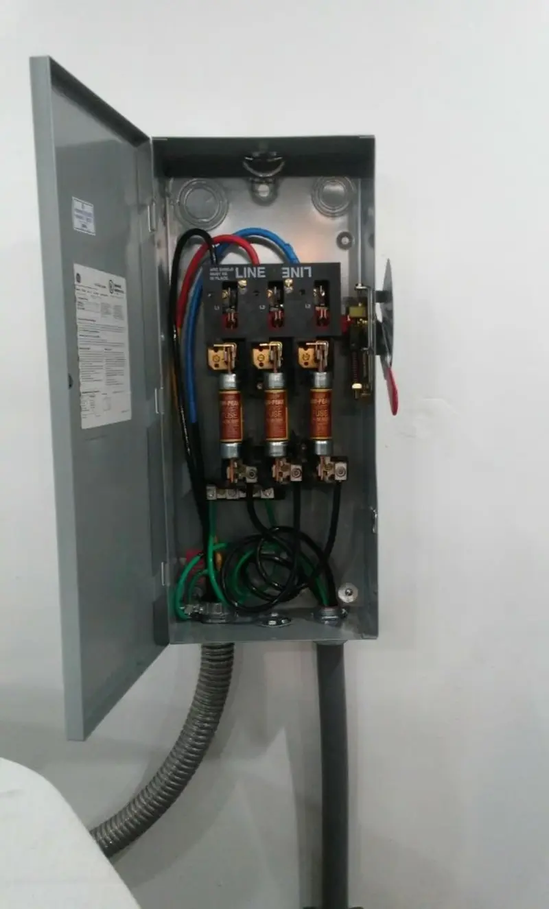 Three-phase disconnect switch installed for Electrical Wiring & Rewiring in Alton